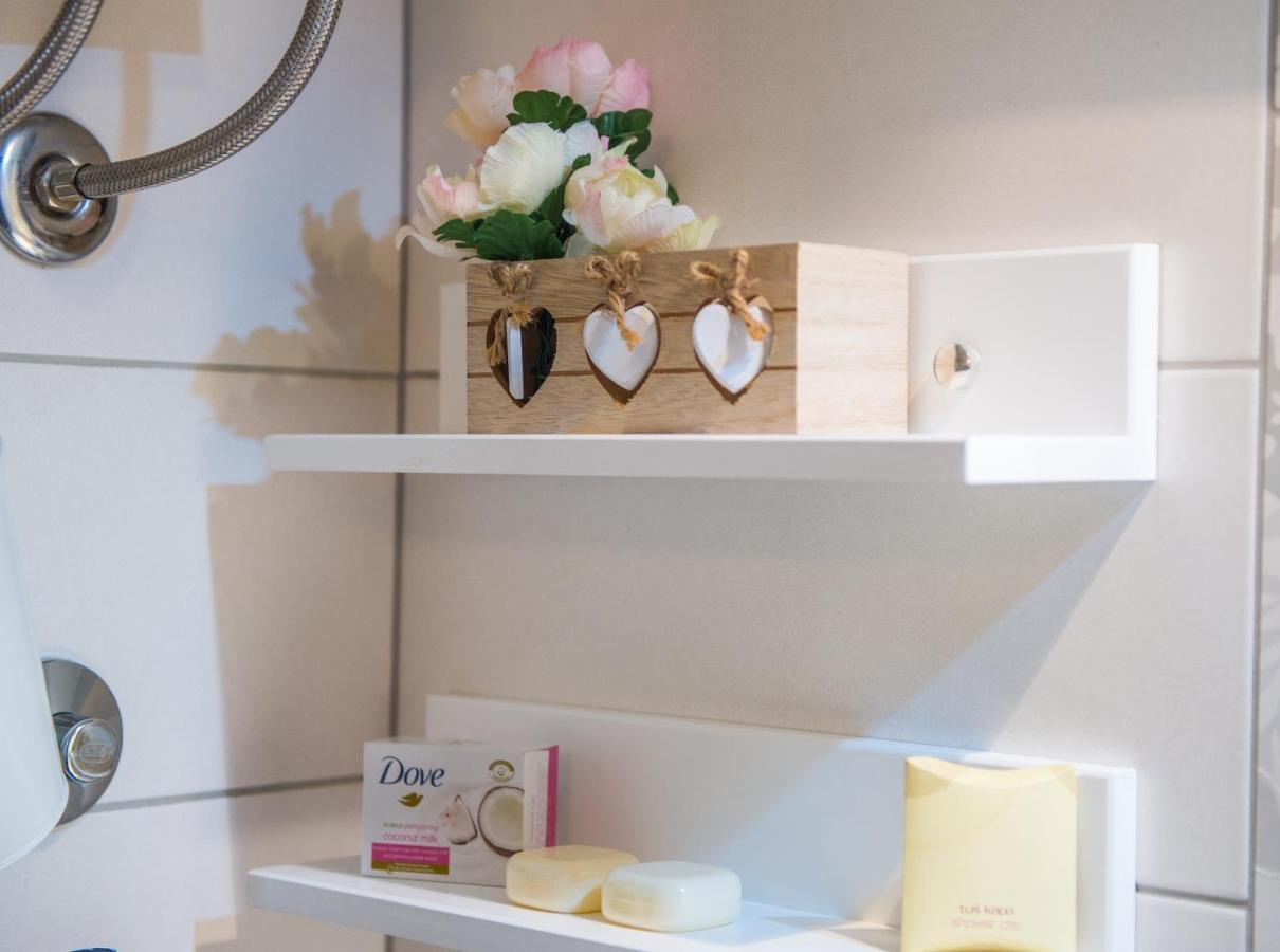 Luxe Living In モスタル エクステリア 写真